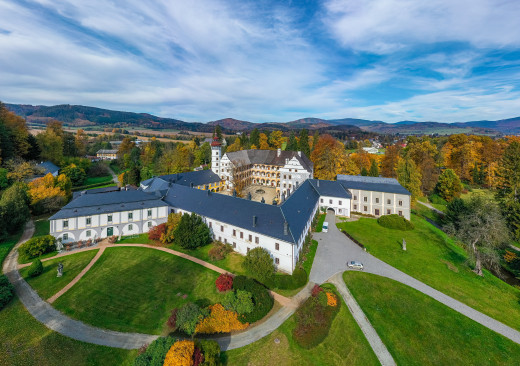 Velké Losiny Chateau